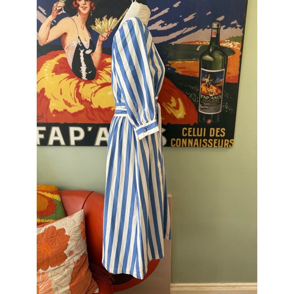 Moon River | Striped Midi Dress - Picture 6 of 11